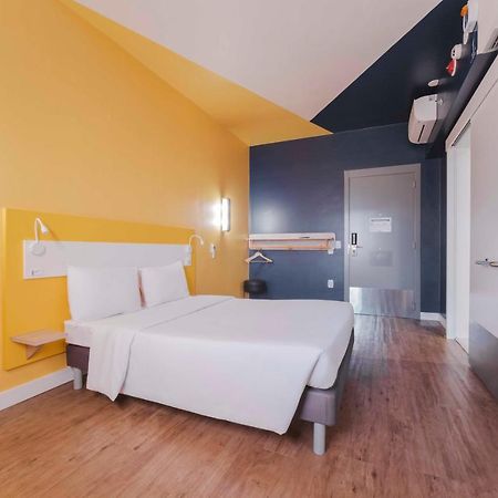 Ibis Budget Farroupilha Exteriör bild