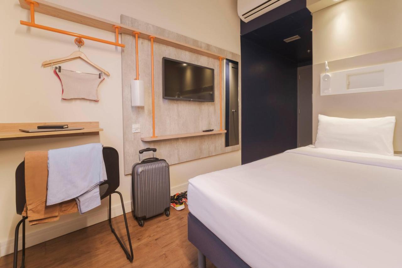 Ibis Budget Farroupilha Exteriör bild