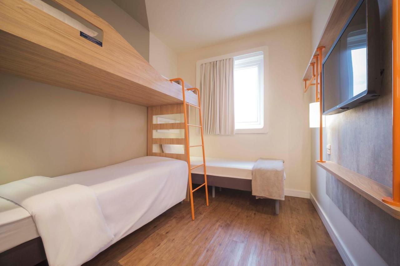 Ibis Budget Farroupilha Exteriör bild